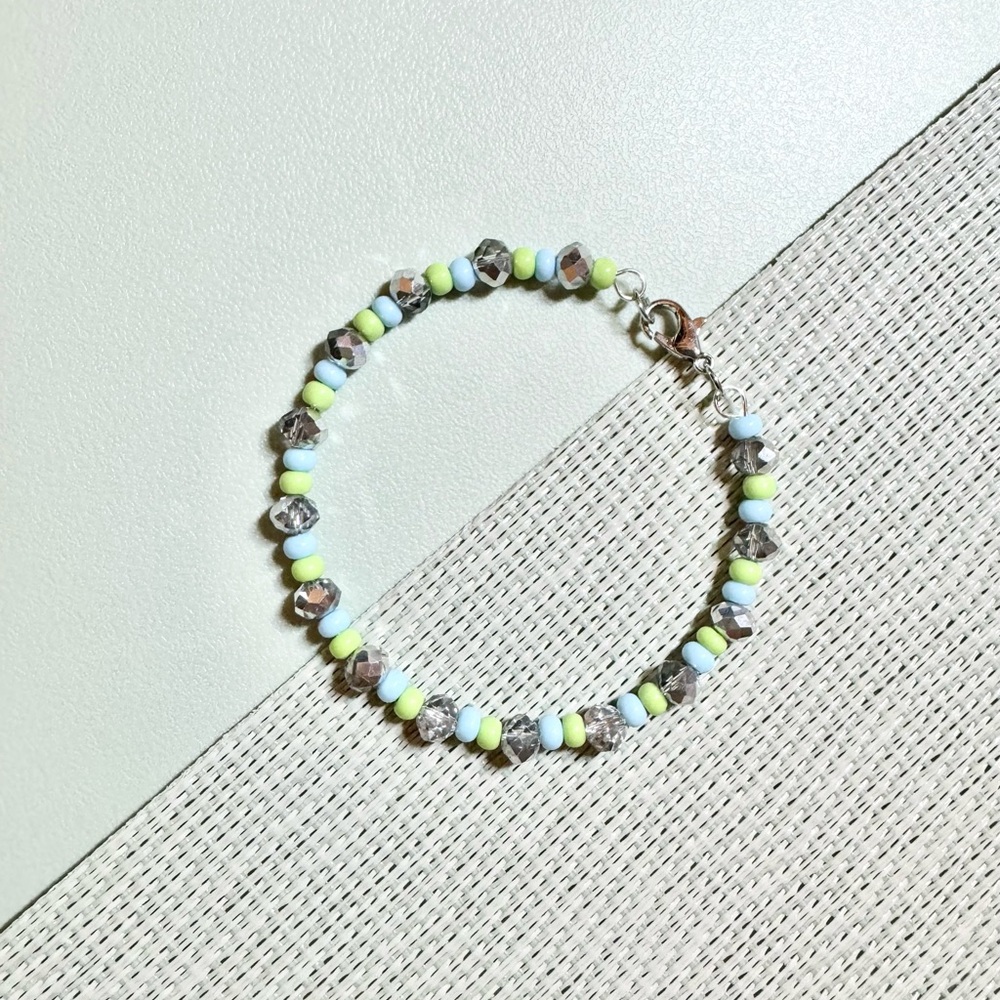 Handmade Memory Wire Light Green Light Blue Seed Beads Czech Glass Bead Bracelet